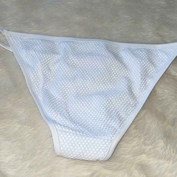Victoria’s Secret Mesh String Bottoms - Picture 3 of 4